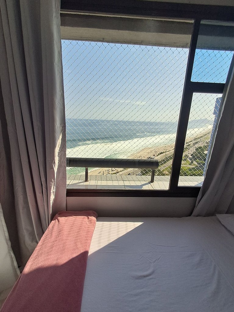 Vista Panorâmica da Praia, 2qts, piscina e vaga