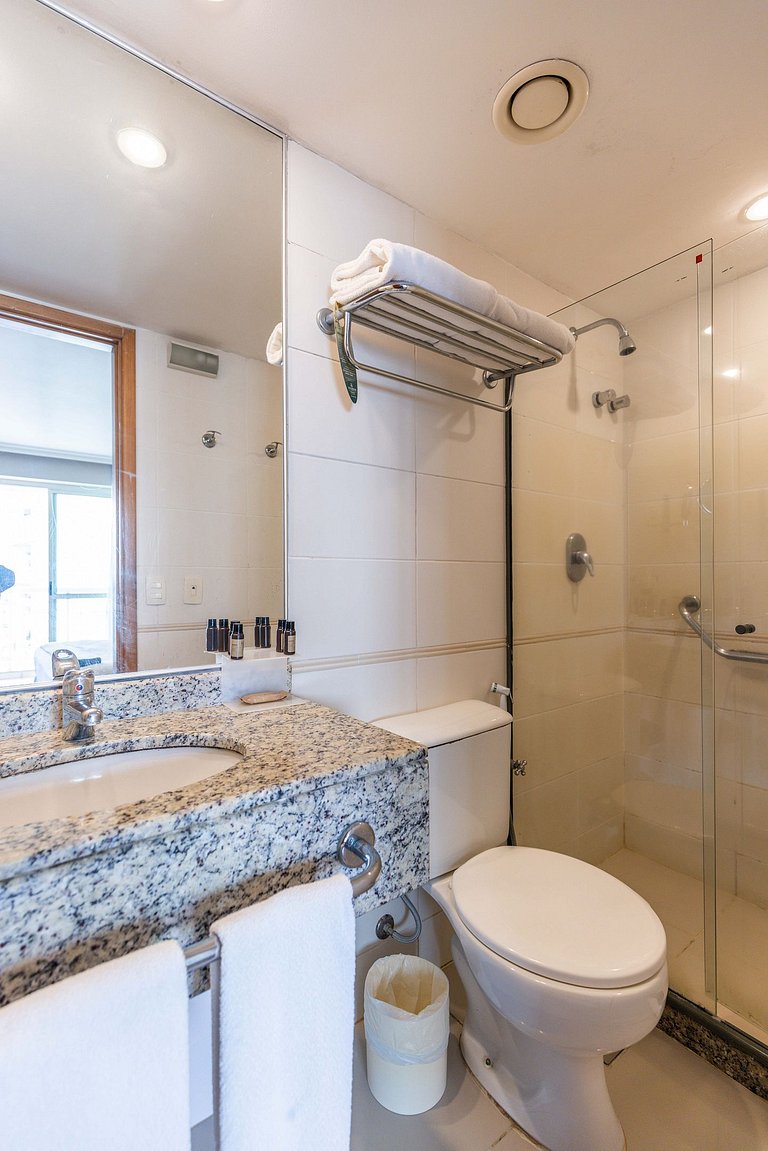 Barra Premium flat c/ serviços e piscina