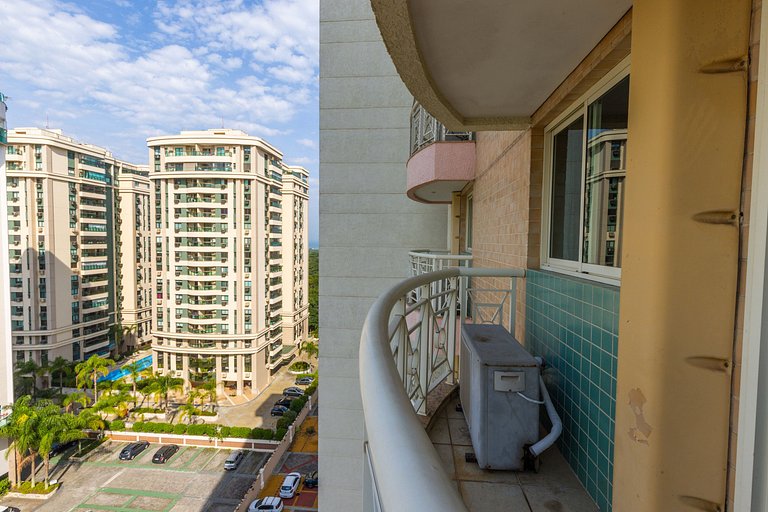 Barra Premium flat c/ serviços e piscina
