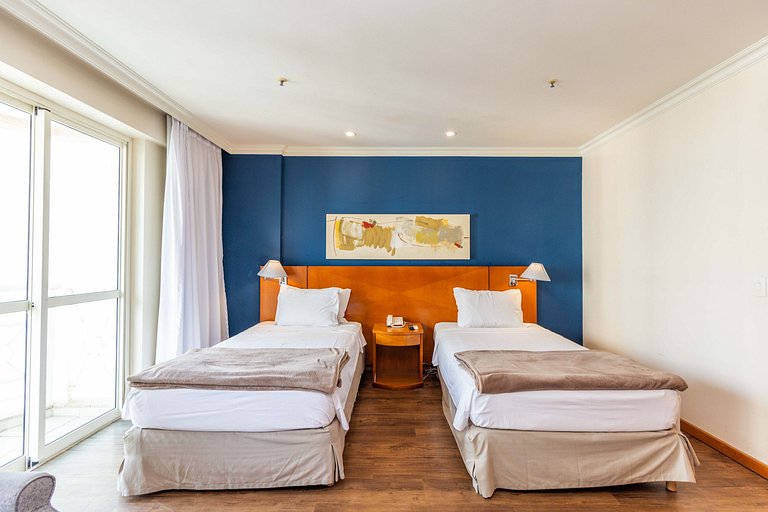 Barra Premium flat c/ serviços e piscina
