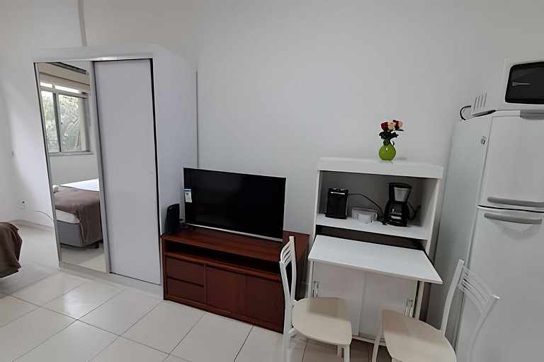 Copanema Studio próximo Arpoador