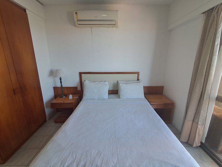 CasaDelMar flat com serviços de frente para praia!