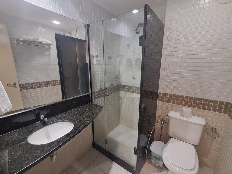 CasaDelMar flat com serviços de frente para praia!